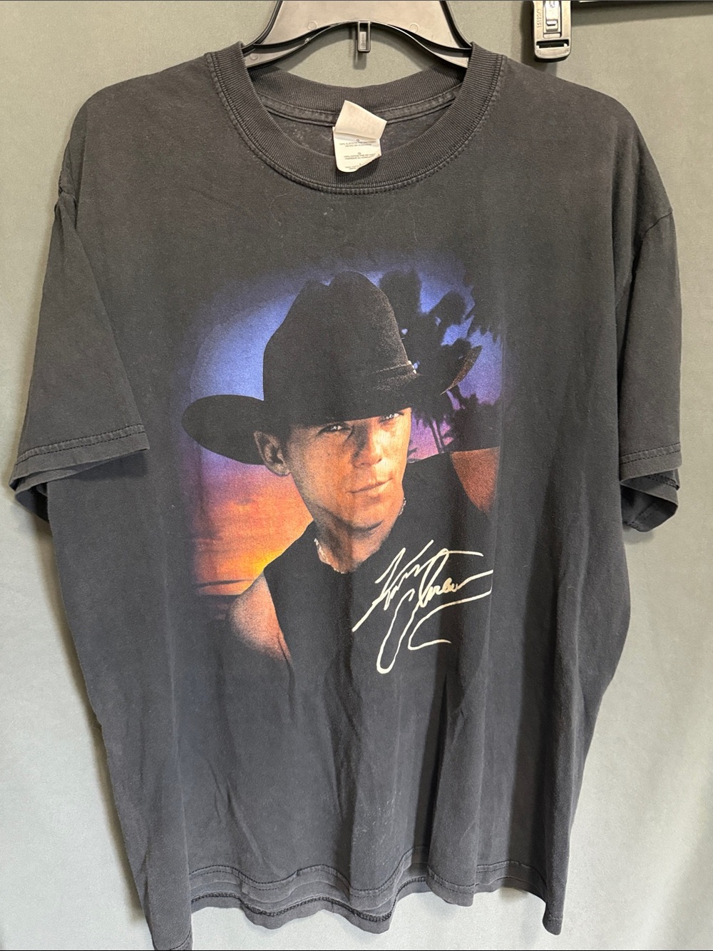 Vintage 2003 Kenny Chesney Black Graphic Country Portrait Tee